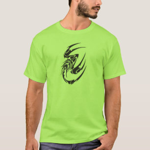 Tribal-Skorpion-Tätowierungsdesign T-Shirt