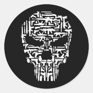 Tribal Skull, Gewehre und Messer Produkte Runder Aufkleber