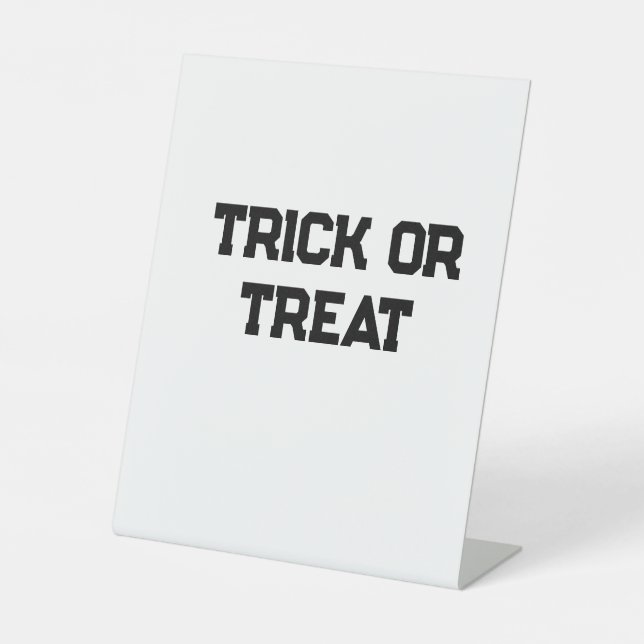 Trick oder. Leckerei Halloween schwarz schlicht Mi Sockelschild (Vorderseite)