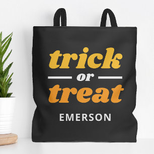 Trick oder Treat Mit Monogramm Halloween