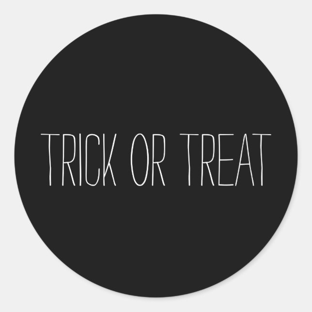 Trick oder Treat Schwarz-weißen Spooky Halloween Runder Aufkleber (Vorderseite)