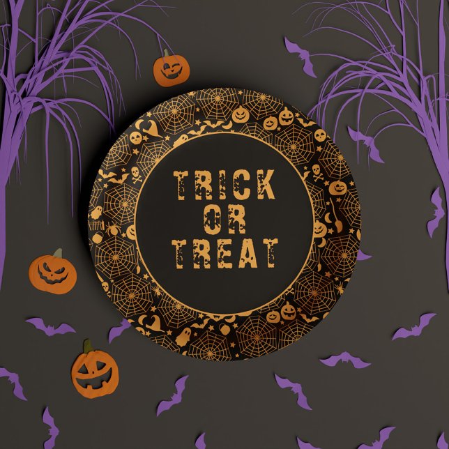 Trick oder Treat Spooky Orange und Black Halloween Pappteller (Trick or Treat Spooky Orange and Black Halloween Paper Plates)
