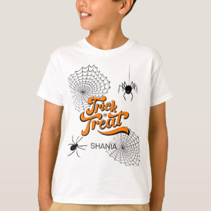 Trick oder Treat Typografie mit Spinnen ID680 T-Shirt