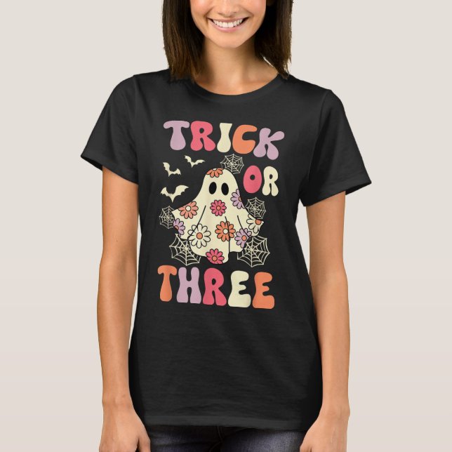 Trick Or Three 3 Years Old Birthday Groovy Ghost H T-Shirt (Vorderseite)