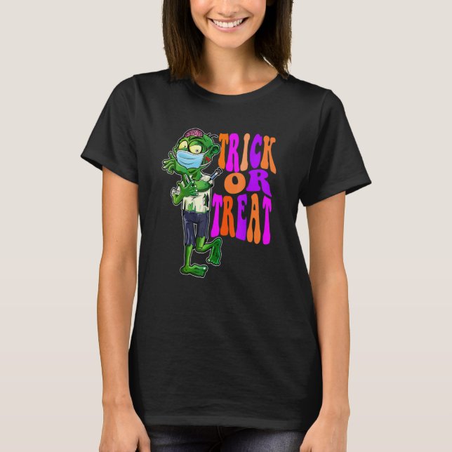Trick Or Treat Cute Halloween Zombie With Mask T-Shirt (Vorderseite)