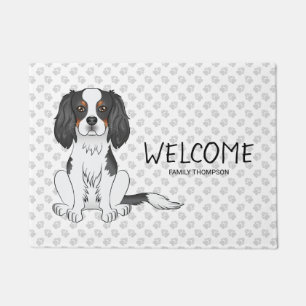 Tricolor Cavalier King Charles Spaniel Dog & Text Fußmatte