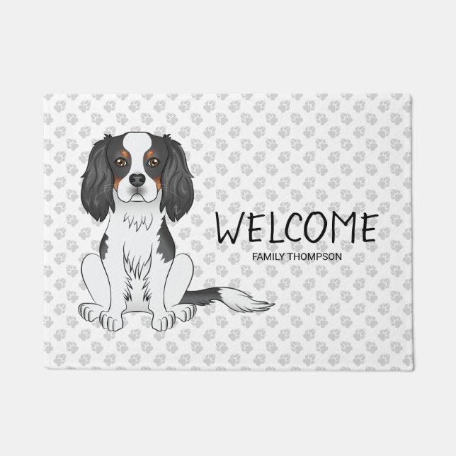 Tricolor Cavalier King Charles Spaniel Dog & Text Fußmatte (Vorderseite)