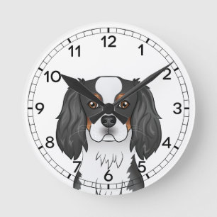 Tricolor Cavalier King Charles Spaniel Hundekopf Runde Wanduhr