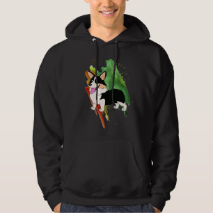 Tricolor WaliserCorgi mit einem Spritzen Hoodie