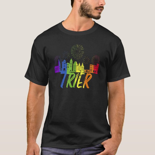 Trier Pride Skyline Pride Trier T-Shirt (Vorderseite)