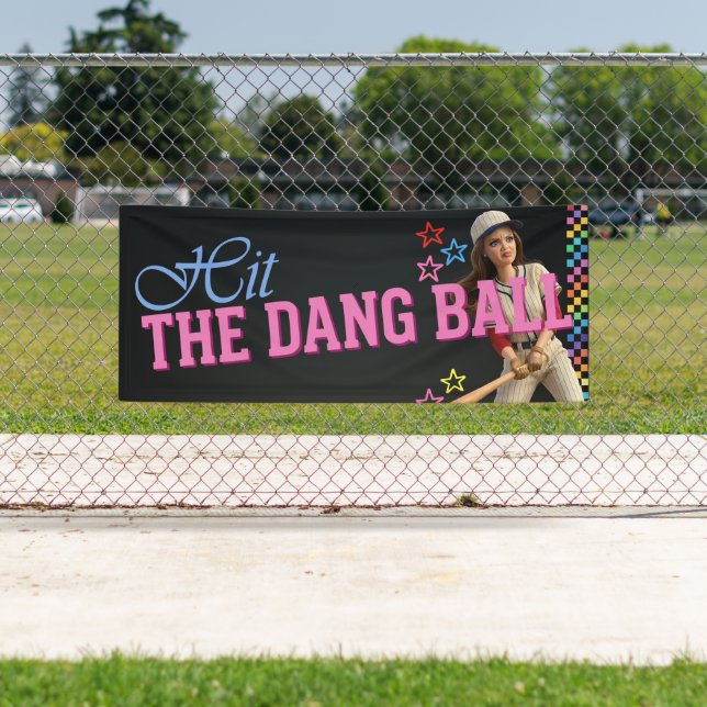 Triff Den Verfluchten Ball Lustige Baseball-Mutter Banner (Insitu)