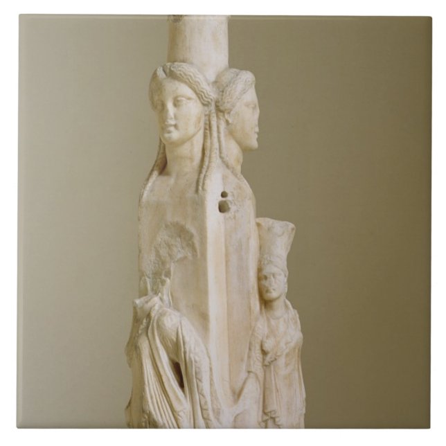 Triform Herm von Hecate, Marmorskulptur, Fliese (Vorderseite)