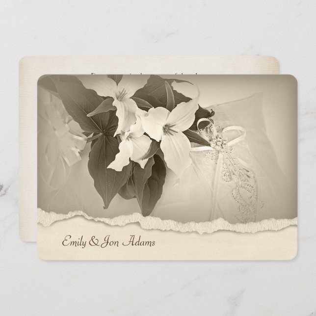 Trillium in sepia tone Wedding Vow Renewal Einladung (Vorne/Hinten)