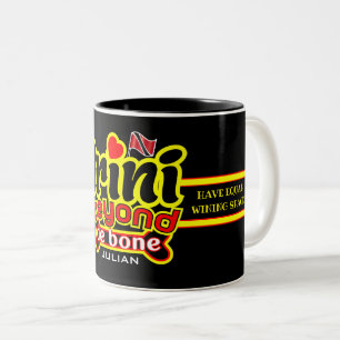 Trini ultra cool mit deinem Namen oder Text darauf Zweifarbige Tasse