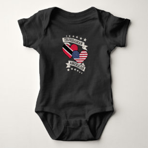 Trinidadisch-amerikanische Herzflaggen Trinidad un Baby Strampler