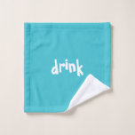 "trinken" Funny Fun Quirky Waschlappen<br><div class="desc">"trinken" lustig, lustig, sonderbar, hell, niedlich, glücklich, minimales Design. In hellblauer Farbe ist es Teil einer Reihe von Essen, Trinken, Spielen, Drool in der Stripte Süßigkeiten-Kollektion mit einem spielerischen lustigen Schriftart, der zentriert ist. Passen Sie es an! Personalisiere es! Machen Sie es zum perfekten glücklichen "Fru"! Mix und spiele mit...</div>