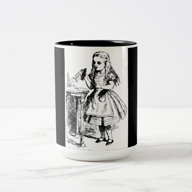 Trinken Sie mir gedachte Alice im Wunderland Trave Zweifarbige Tasse (Mittel)