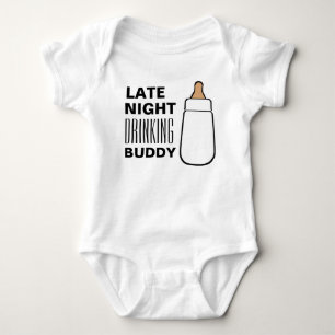 Trinkkumpel für späte Nacht Flasche Baby-Shirt Bod Baby Strampler