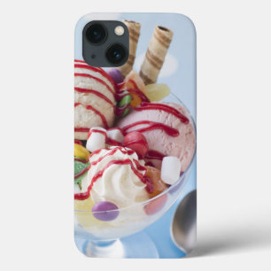 Trio der Eiscreme und des süßen Eiscremebechers iPhone 13 Hülle