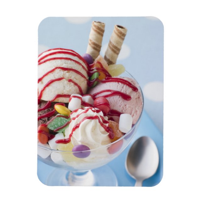 Trio of Ice Cream and Sweet Sundae Magnet (Vertikal)