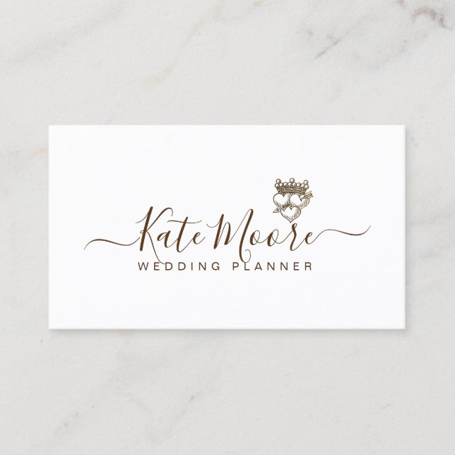 Triple Hearts und Crown Script Wedding Planner Visitenkarte (Vorderseite)
