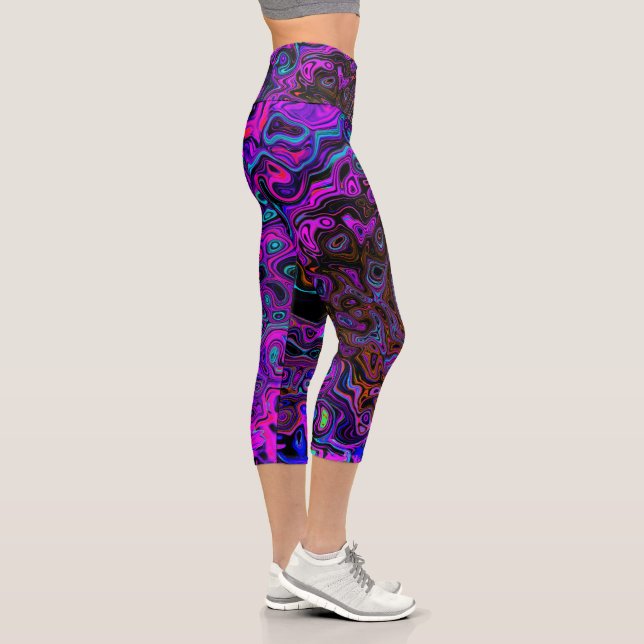 Trippy Black und Magenta Retro Liquid Swirl Capri Leggings (Rechts)
