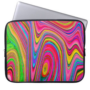 Trippy Gelb, Rot und Blau Abstrakte Groovy Kunst Laptopschutzhülle