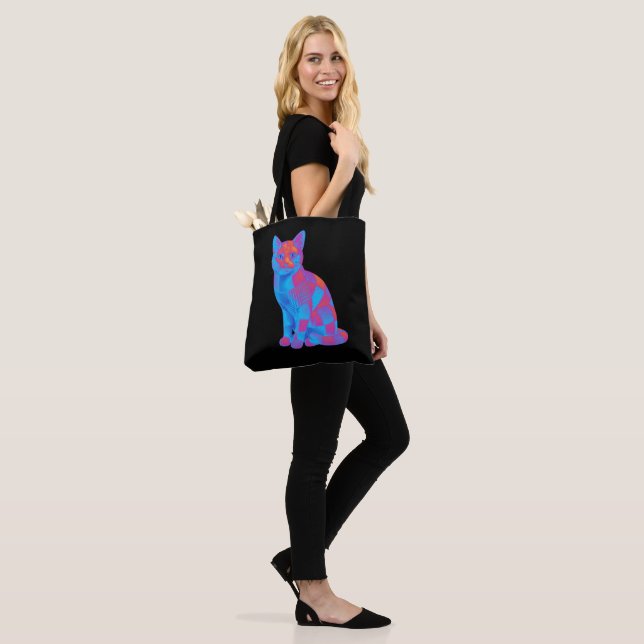 Trippy geometrische Katzenkunst (Am Model)