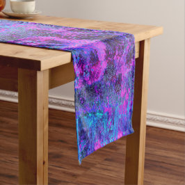 Trippy Hot Pink und Blue Impressionistic Landschaf Kurzer Tischläufer