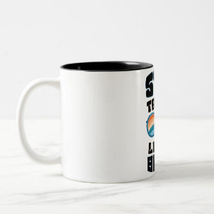 Trippy Little Hippie bleibe - Retro Psychedelic De Zweifarbige Tasse