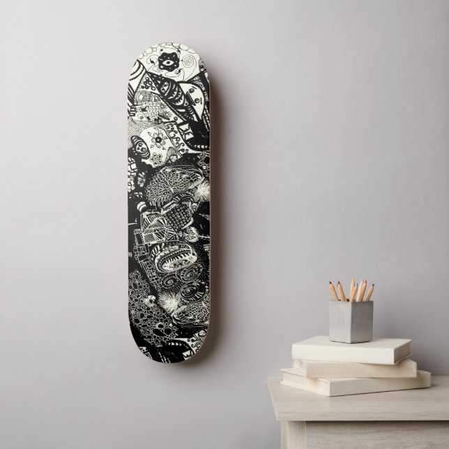 Trippy Sepia Black Skateboard (Wandkunst)