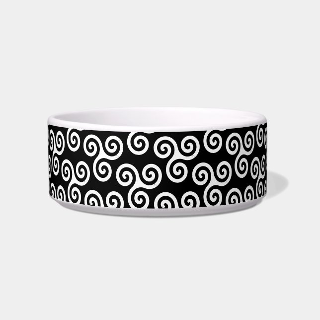TRISKELION TRIPLE CELTIC SPIRAL NAPF (Vorderseite)