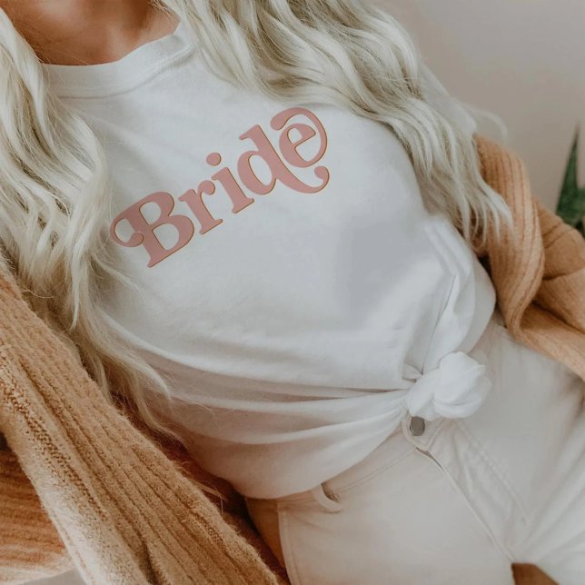 TRIXIE Retro 70's Themed Blush and Orange Bride T-Shirt (Von Creator hochgeladen)