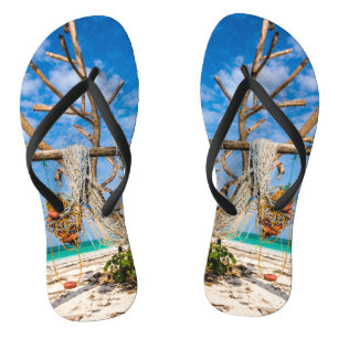 Trocknen der Netze am Strand Flip Flops