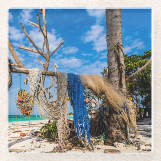 Trocknen der Netze am Strand Glasuntersetzer (Vorderseite)