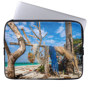 Trocknen der Netze am Strand Laptopschutzhülle