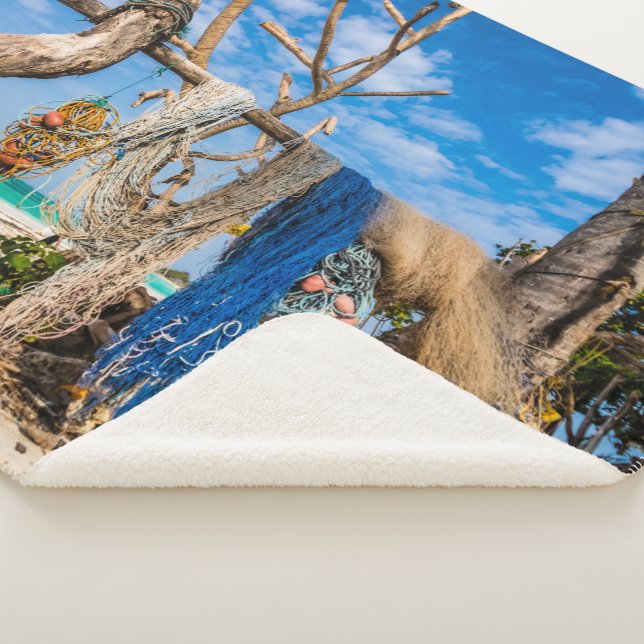 Trocknen der Netze am Strand Sherpadecke (3/4)