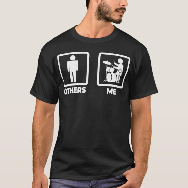 Trommelset Stickfigures Familie T-Shirt (Vorderseite)