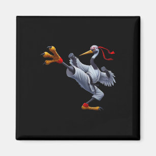 Trompetervogel beim berühmten Karate-Kranichtritt Magnet