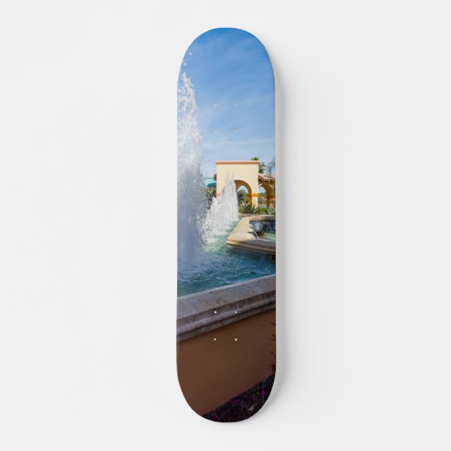 Tropenwasserbrunnen Skateboard (Vorne)