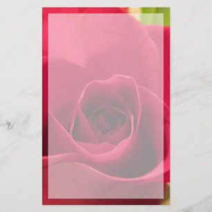 "Tropfen-absolut rote" Rose mit Grenze Briefpapier