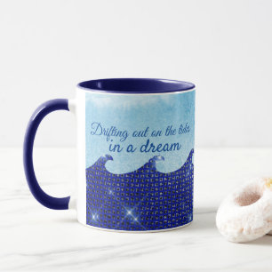 Tropfen auf den Tides in einem Traum SparklingBlau Tasse
