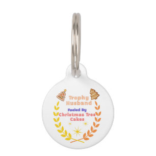 Trophy-Ehemann, angetrieben von Christmas Tree Cak Haustiermarke