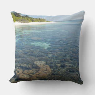 Tropic Island Throw Kissen