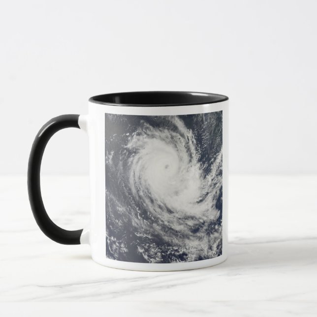 Tropical Cyclone Carina Tasse (Links)