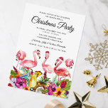 Tropical Flamingo Weihnachtsfest Party Einladung<br><div class="desc">Exotische Party Einladungen,  die mit einem stilvollen,  weißen Hintergrund versehen sind,  der in jede Farbe verändert werden kann,  eine tropische Anordnung von Blume und Palmen,  Ananas,  Kokospalmen,  Flamingos mit Weihnachtsmannmützen und eine moderne Feiertagsvorlage,  die leicht zu personalisieren ist.</div>