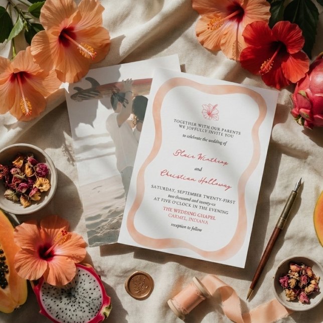 Tropical Hibiscus Wavy Border Vibrant Wedding Einladung (Invite guests to your destination wedding day with this Tropical Hibiscus Wavy Border Invite!)