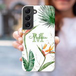 Tropical Island Floral Monogram Script White Gold Samsung Galaxy Hülle<br><div class="desc">Atemberaubende, raffinierte, farbenfrohe tropische Aquarellvögel aus paradiesischen Blume, Imitaten, Goldgold-Glitzer und personalisierter Kalligrafie-Schrift mit einem fett-monogramm-Initial, überlagern einen stilvollen, luftigen weißen Hintergrund auf diesem schicken, eleganten, modernen Handy-Gehäuse. Personalisieren Sie mit Ihrem Namen und Monogramm. Macht jedes Mal, wenn ihr es benutzt, eine lustige und stilvolle Aussage. Ein großartiges, einzigartiges Geschenk...</div>