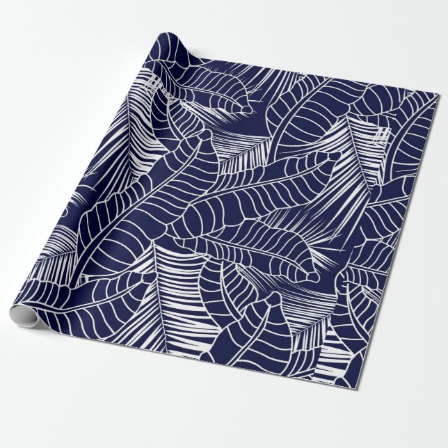 tropical leaf pattern on the navy blue background geschenkpapier (Ungerollt)