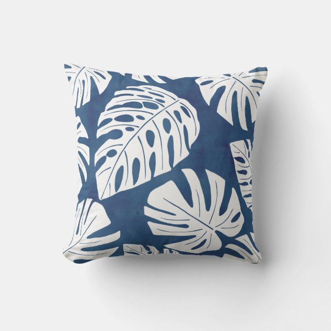 Tropical Modern Blue White Palm Blätter Outdoor Pi Kissen (Vorderseite)